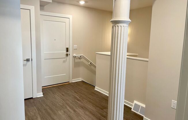 2 beds, 2 baths, 1,513 sqft, $2,495, Unit Cream City Lofts-102