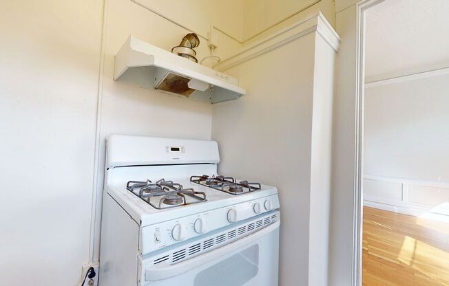 Studio, 1 bath, 489 sqft, $1,628, Unit 223