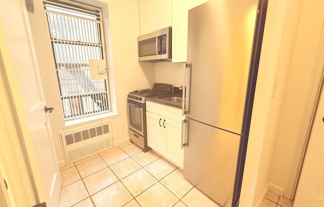 402 East 78th St