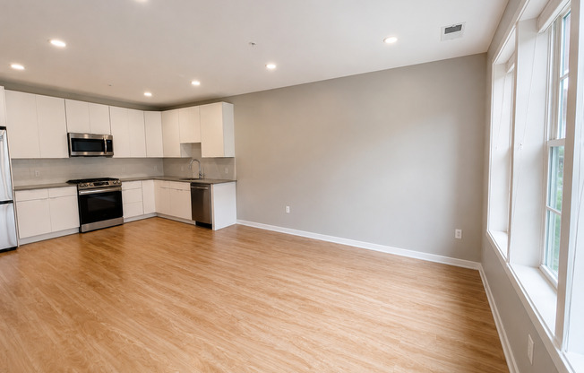 1 bed, 1 bath, 559 sqft, $2,675, Unit 417