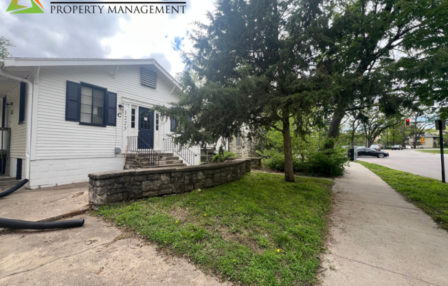 Bertrand St. 1225