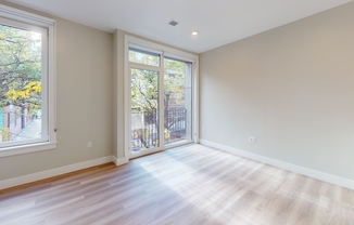 2 beds, 1 bath, 860 sqft, $3,200, Unit 206