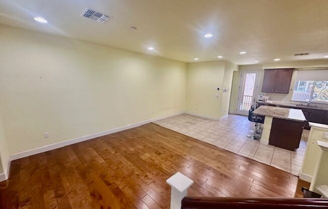 Modern Beautiful Townhome with Great Schools, Great Locaation!