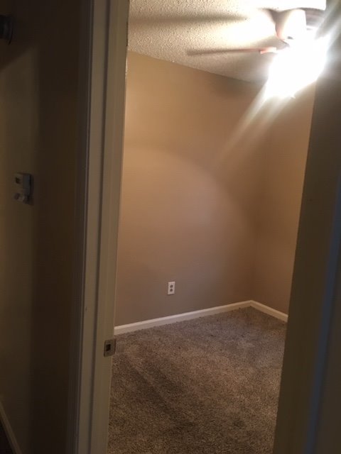 3 beds, 1 bath, $1,100