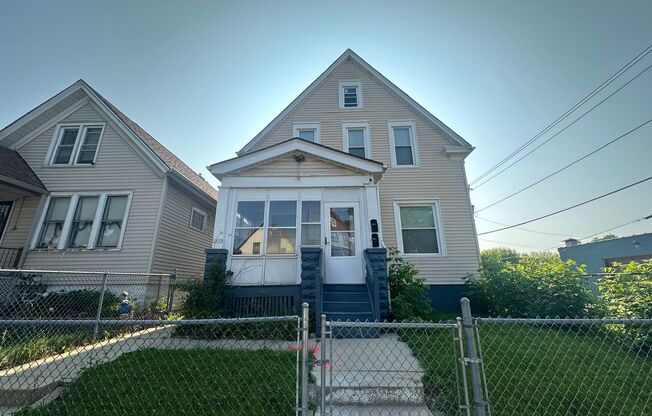 2655-55A N 24TH ST