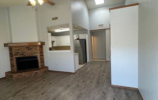 2 beds, 1.5 baths, 950 sqft, $900, Unit C