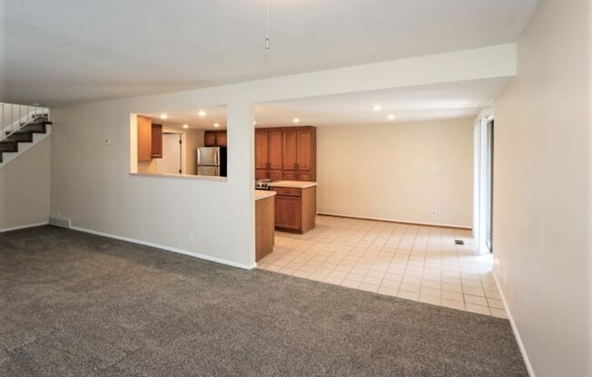 2 beds, 1.5 baths, $1,800, Unit 1173