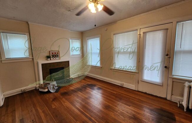 FREE RENT SPECIAL!!!