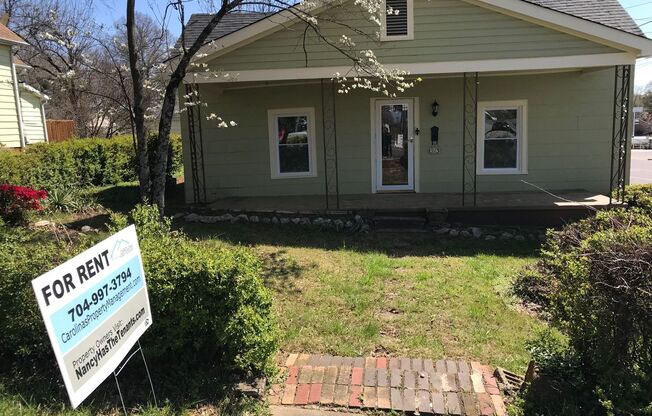 Freshly Renovated 2BR Single-Family Home with Modern Charm & Included Utilities!