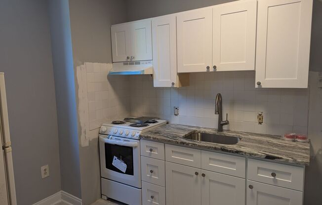 1 bed, 1 bath, 450 sqft, $875, Unit 2nd Rear