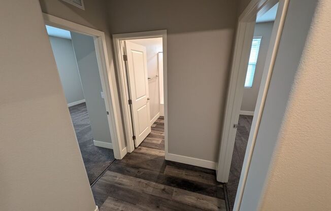 1039 FOREST FALCON DR