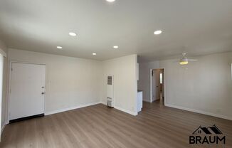 7339 WOODMAN