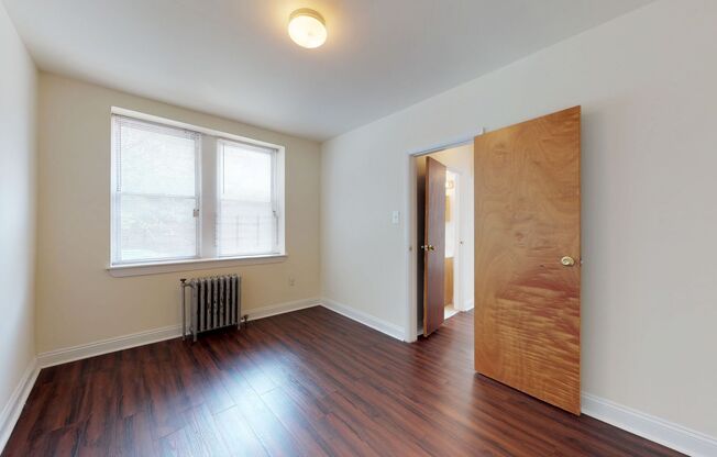Chester Lynn Apartments