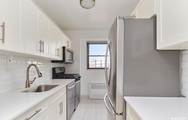 3 beds, 2 baths, 1,200 sqft, $8,295, Unit 25-C