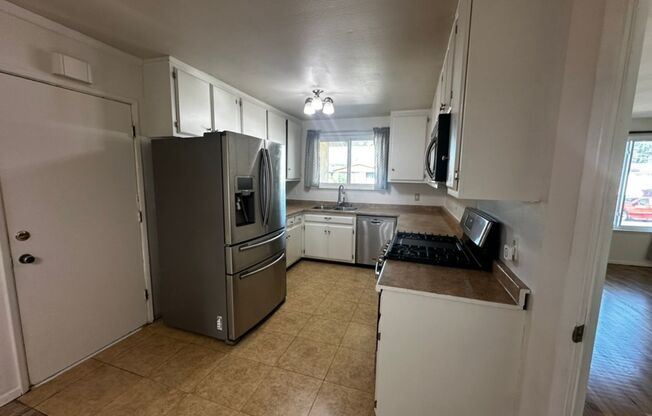 Clairemont Mesa House with Pool