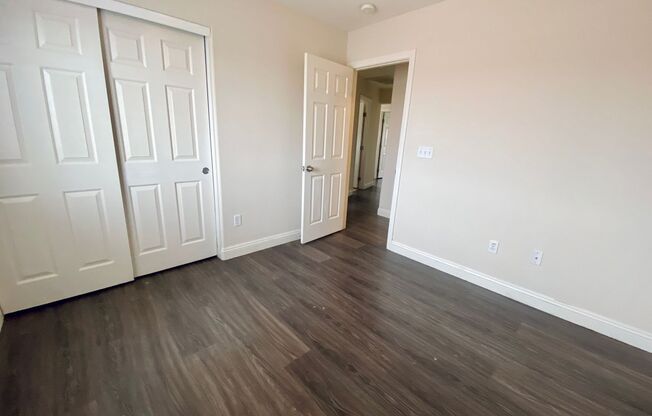 3 beds, 3 baths, $2,050