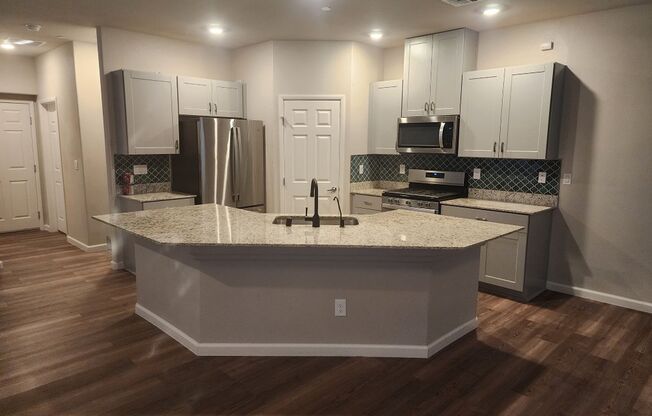 3 bedroom/ 2 bath condo in gated community