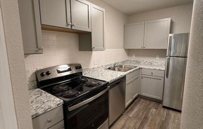 Studio, 1 bath, 520 sqft, $675, Unit 2723-301