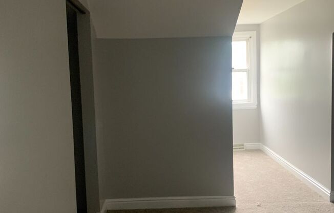 2 beds, 1 bath, $1,450, Unit Unit 201