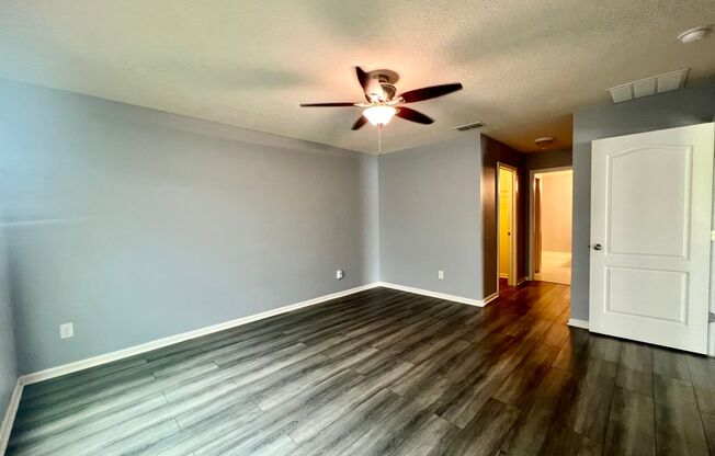 3 beds, 2 baths, $1,950