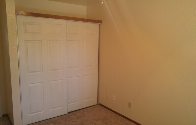 1 bed, 1 bath, 550 sqft, $1,195, Unit 09