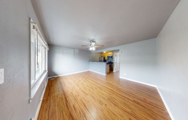 5549 Foothill Blvd