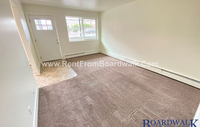 2 beds, 1 bath, 500 sqft, $999, Unit 675 E 5th Ave #5