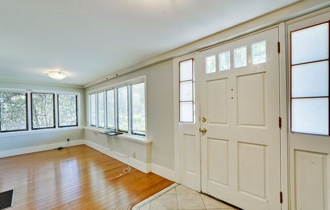 Single Family 3 Bed 2 Bath House in Santa Clara