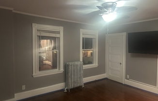 1 bed, 1 bath, 1,300 sqft, $1,500, Unit 1