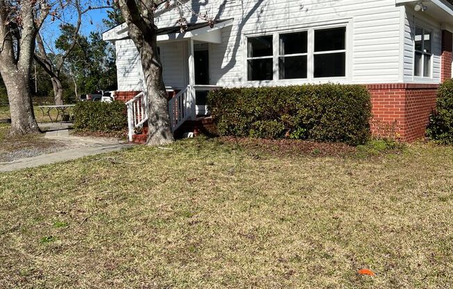 SEAGATE VILLAGE - MYRTLE AVE - Located off Greenville Avenue ~ minutes to Wrightsville Beach