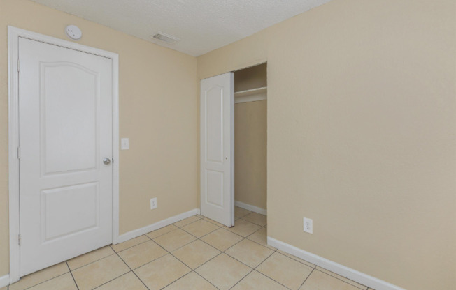 5901 S DL MABRY HWY