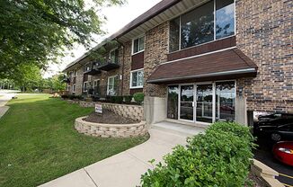 Lisle Place Apartments