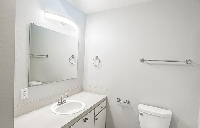 1 bed, 1 bath, 610 sqft, $1,100, Unit 72