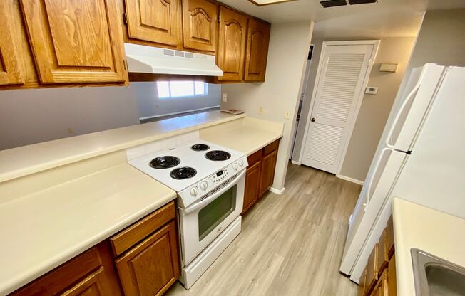 2 beds, 2 baths, $1,545, Unit # 220