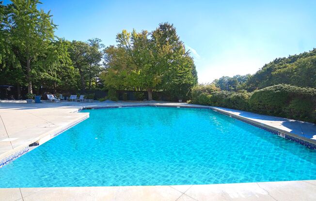 2 beds, 1 bath, 1,050 sqft, $2,400, Unit 59-2