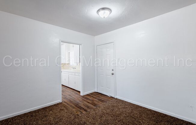 3 Bedroom/2 Bath Home - $1695 per Month!