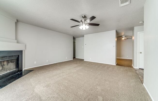 3-BEDROOM IN HUNTERS CHASE, NORTHSIDE ISD