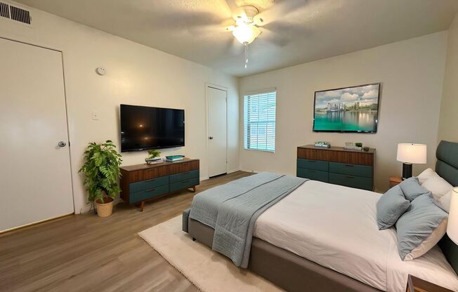 1 bed, 1 bath, 650 sqft, $1,289, Unit SUX-109