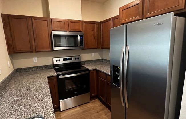 New 3/2.5 Townhome In Orchard Park!
