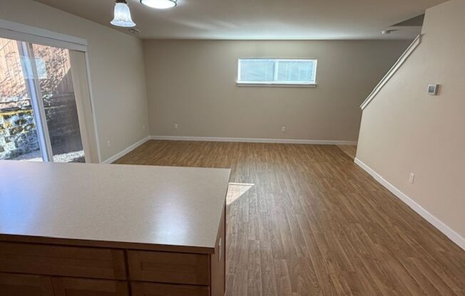LYNNWOOD 3 BED, 2.5 BATH HOME FOR RENT; AVAILABLE NOW!