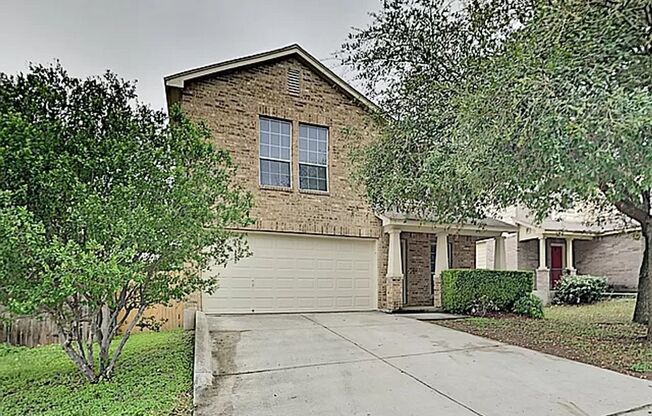 OPEN FLOOR PLAN  |  2 LIVING AREAS  |  4 BEDROOMS  |  2.5 BATHS
