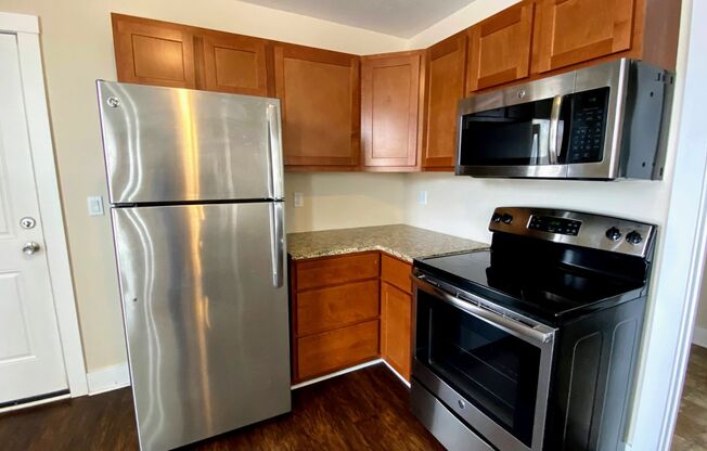 1224 Plainfield NE