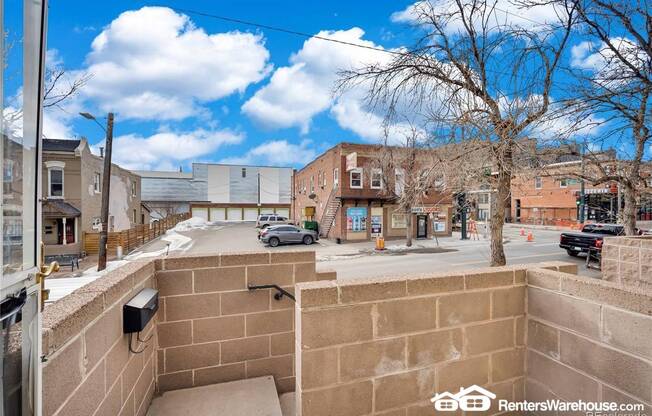 2355 W 32 AVE