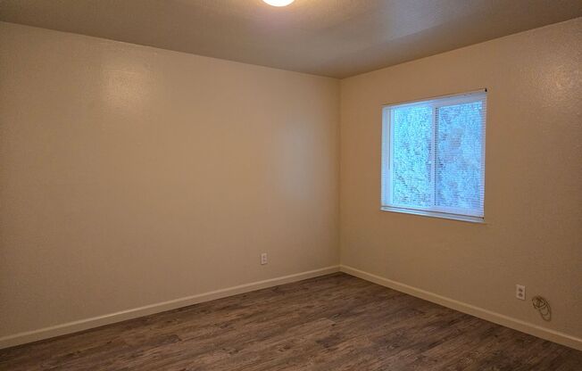 2 beds, 1.5 baths, $1,649, Unit 11