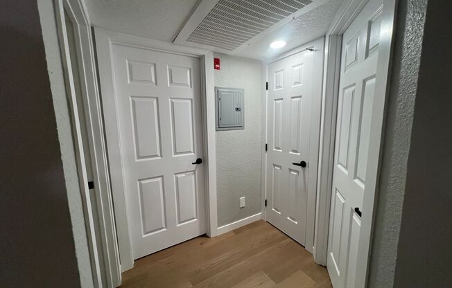 2 beds, 1 bath, 821 sqft, $2,750, Unit K006