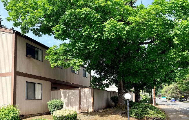 Rolling Hills Townhouses