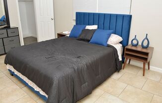 1 bed, 1 bath, 640 sqft, $1,175, Unit 2536D