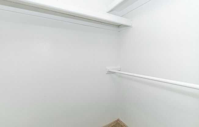 2 beds, 2 baths, 900 sqft, $1,199