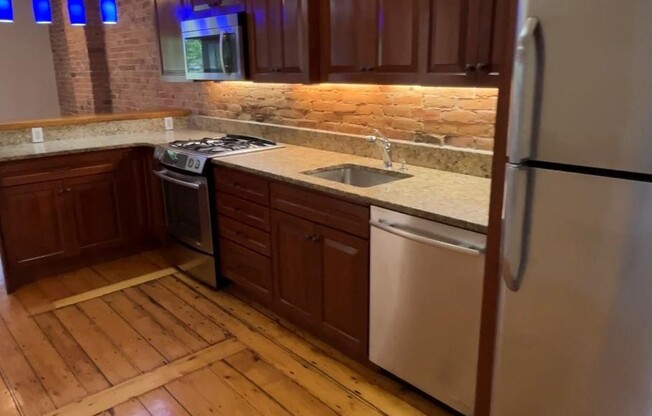28 Beacon St