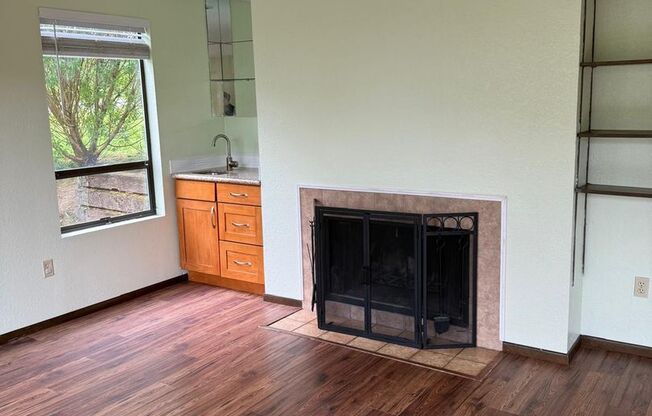 Beautiful 2 bedrooms 1.5 Bath